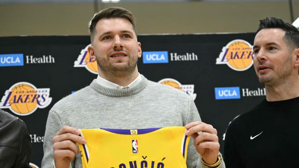 Luka Doncic jugará a partir de ahora en Los Ángeles Lakers, junto a LeBron James.