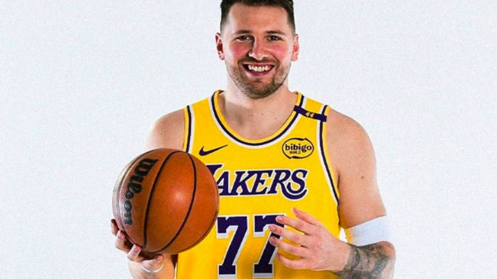 Luka Doncic con los Lakers