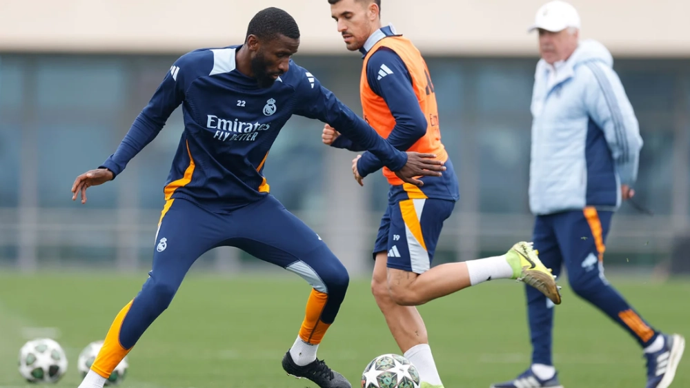 Antonio Rüdiger en entrenamiento