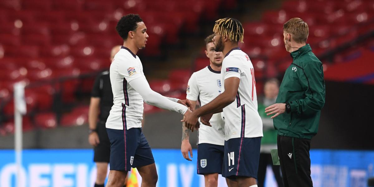 Arnold y James son compañeros en la selección inglesa