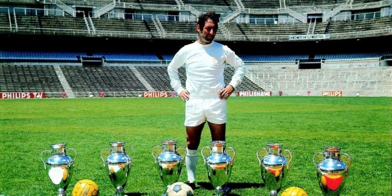 Paco Gento, con sus 6 Copas de Europa