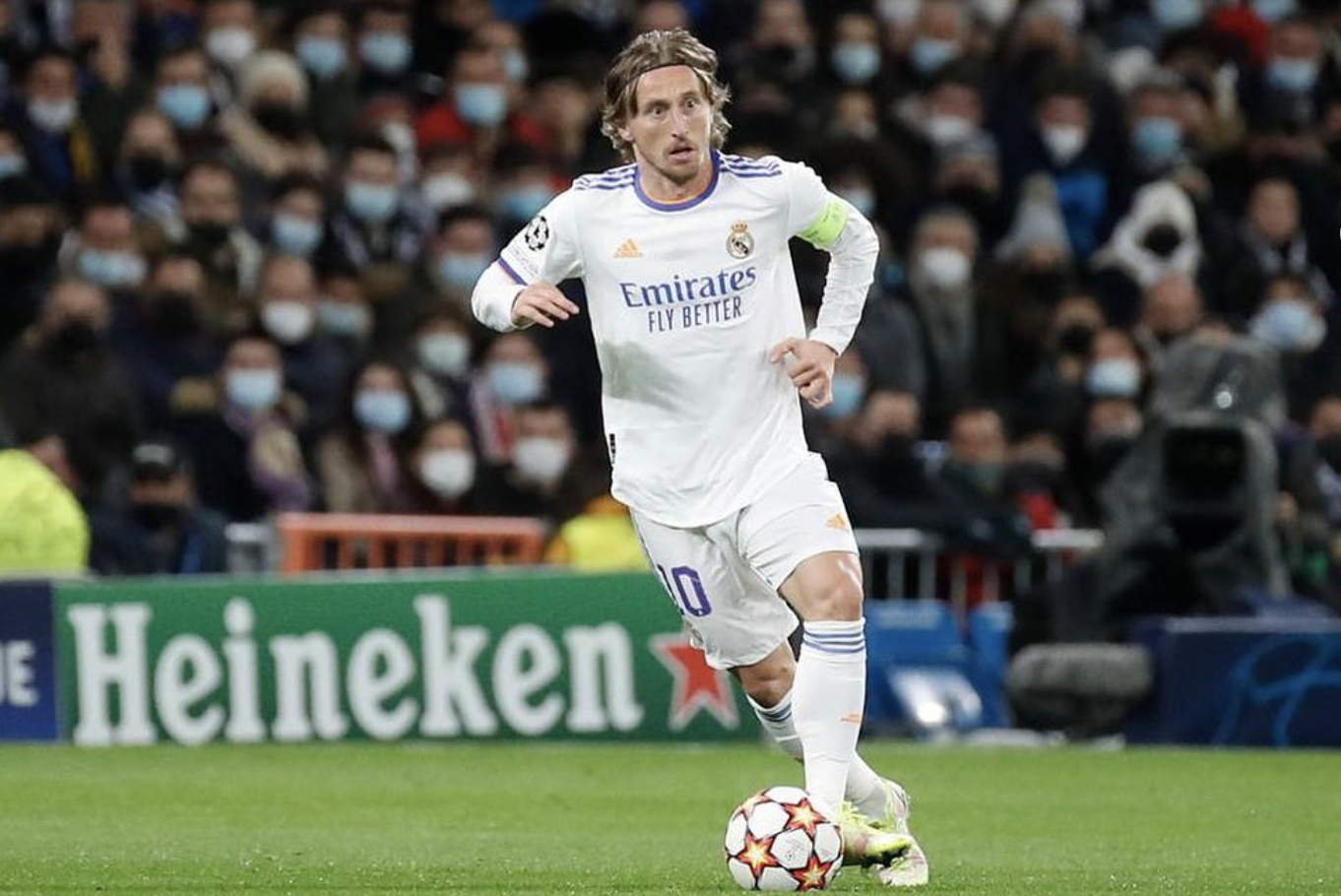 Luka Modric en un partido con el Real Madrid