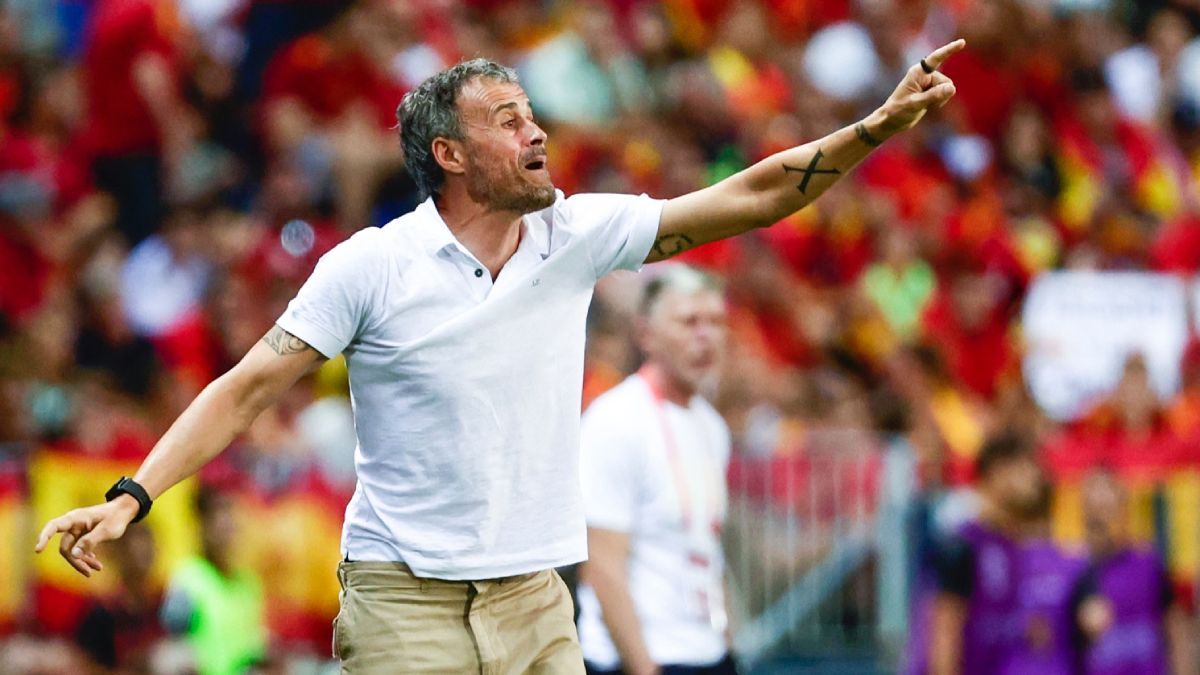 Luis Enrique en un partido con la Selección Española