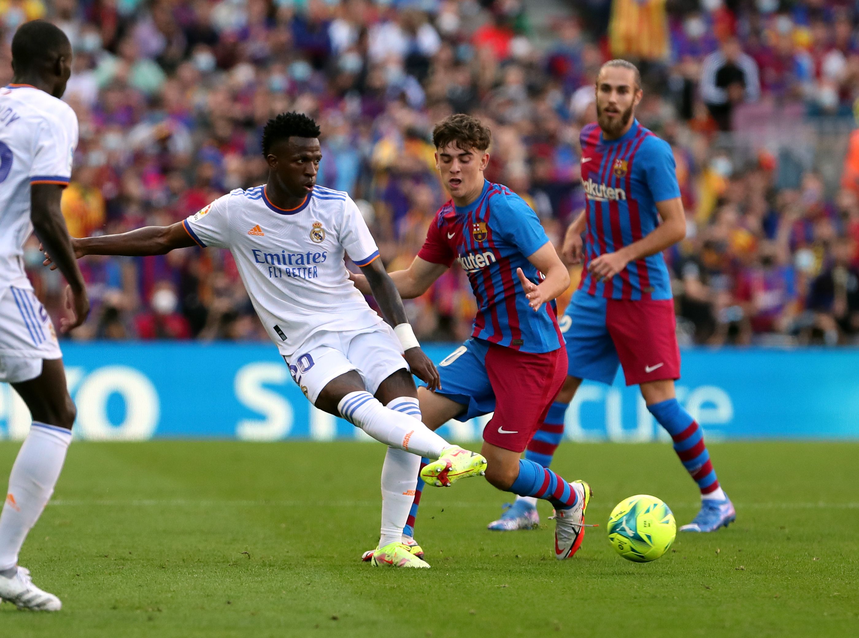 El Real Madrid ganó en su última visita al Camp Nou (1-2)