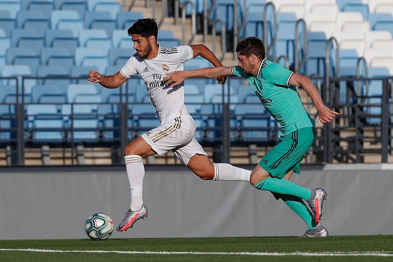 Valverde vs Asensio en un entrenamiento