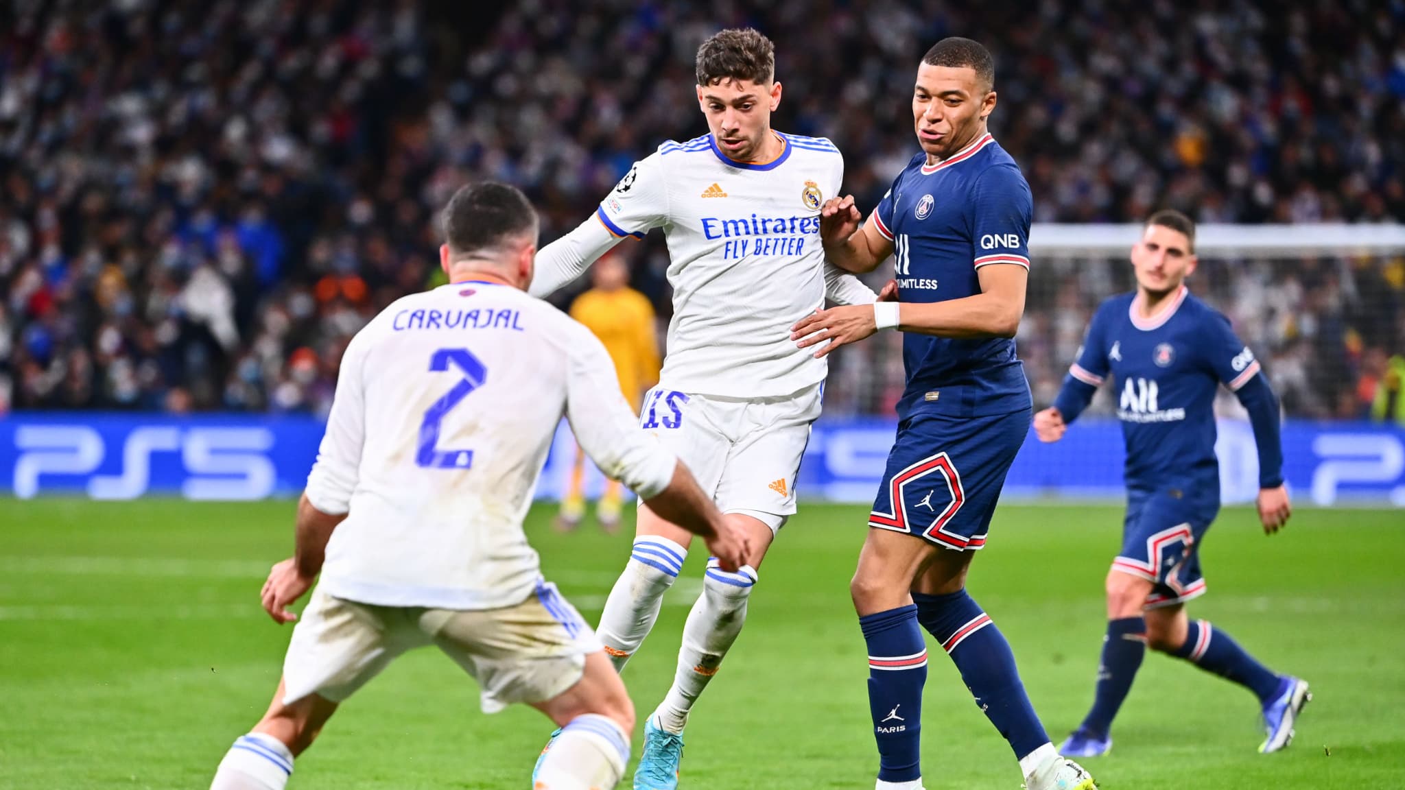 Valverde contra Mbappé, en el partido de octavos de Champions disputado en el Bernabéu